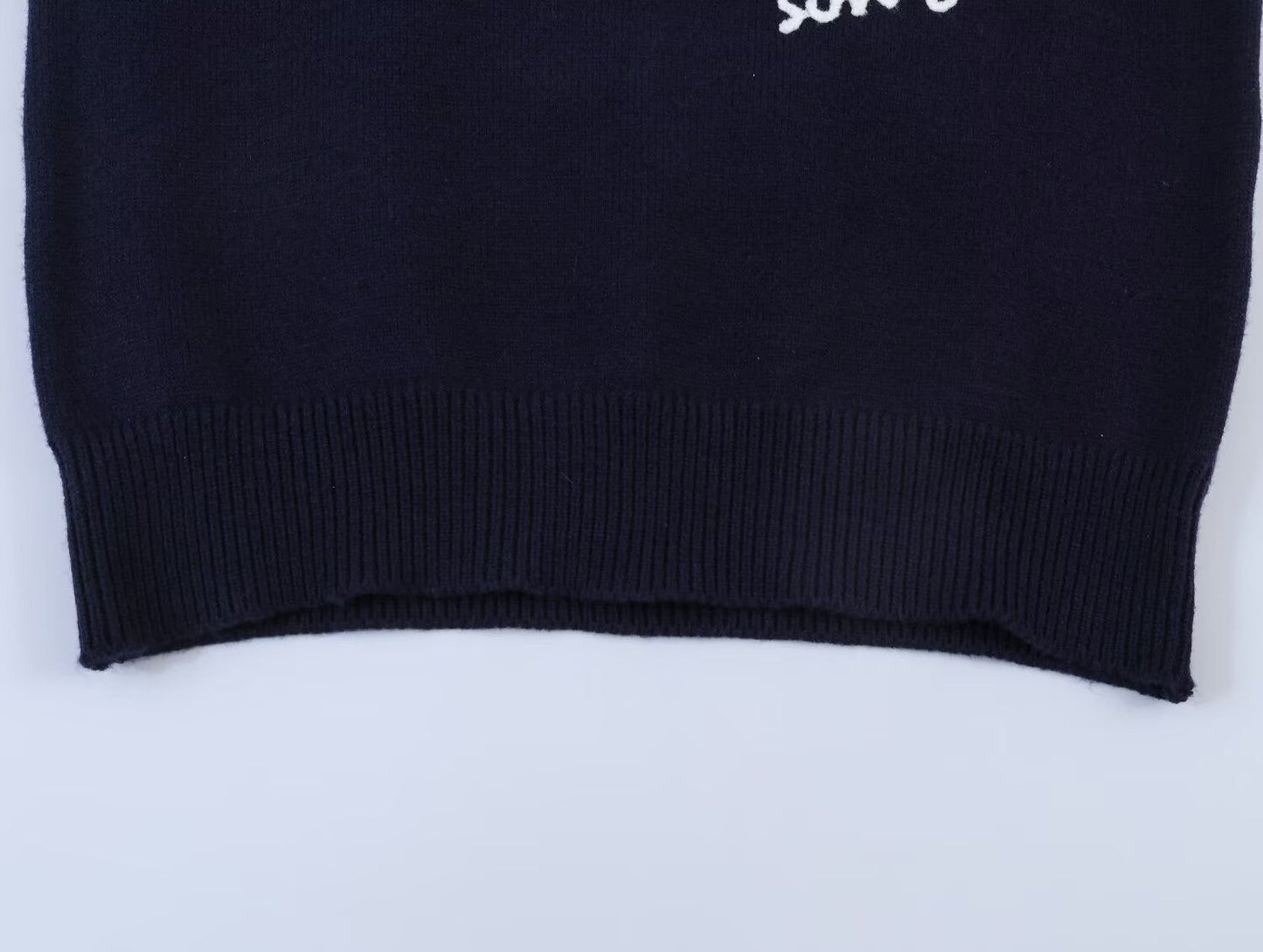 Women's three-dimensional embroidery spliced knitted shirt