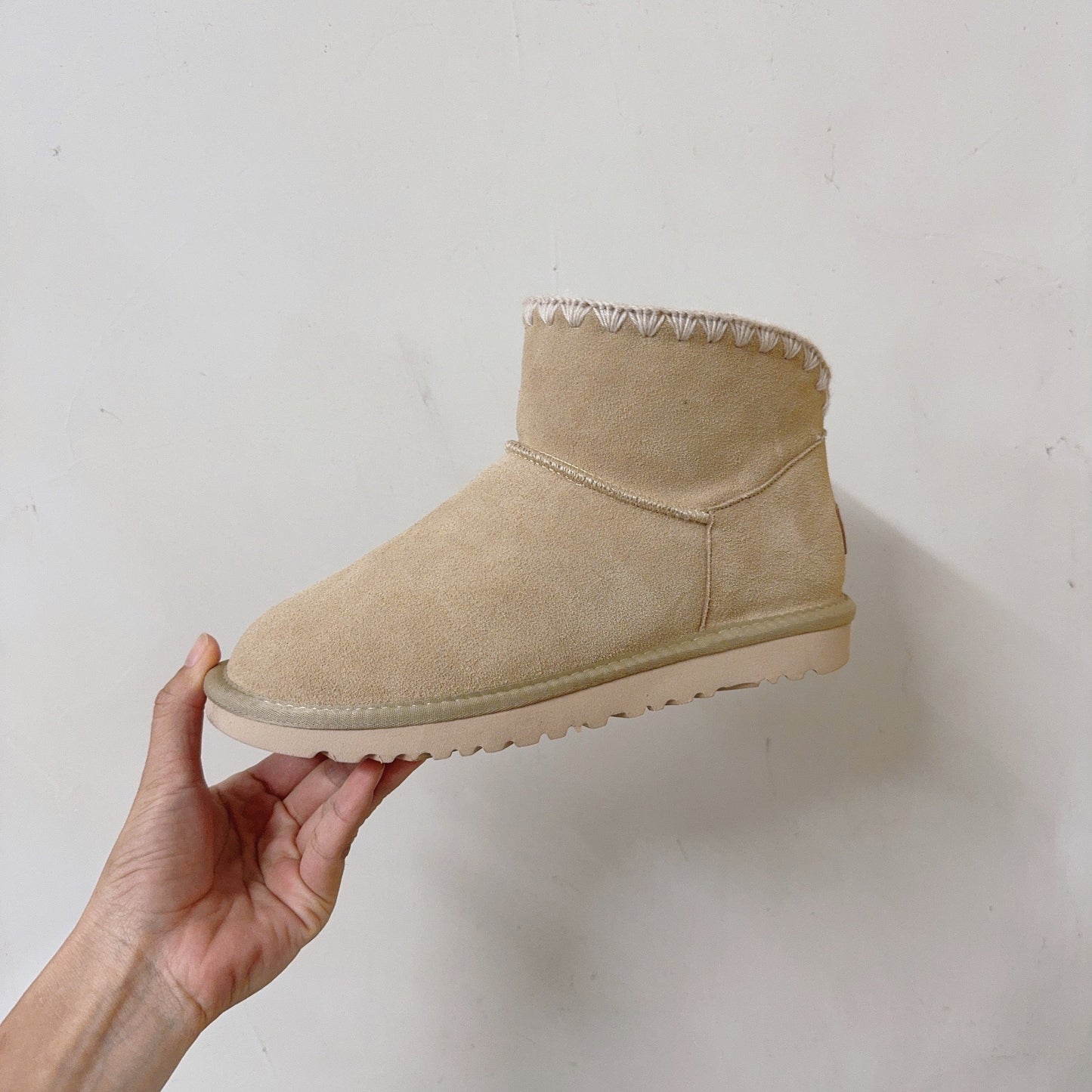 New winter knitted wool shoes snow boots