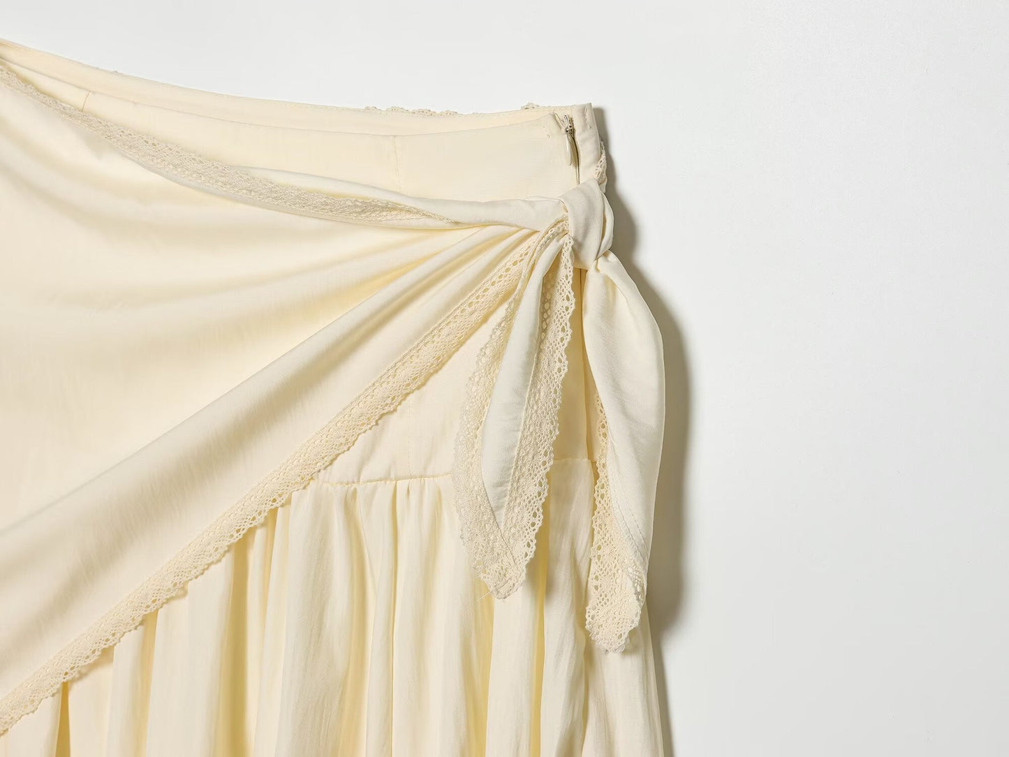 Women's scarf knot decoration pleated Midi skirt