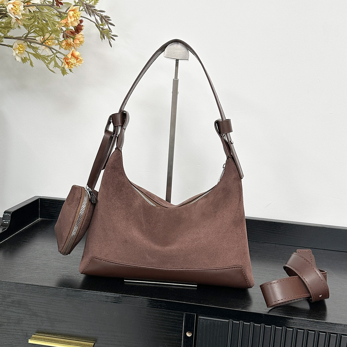2026 women's new splicing design shoulder slung underarm bag