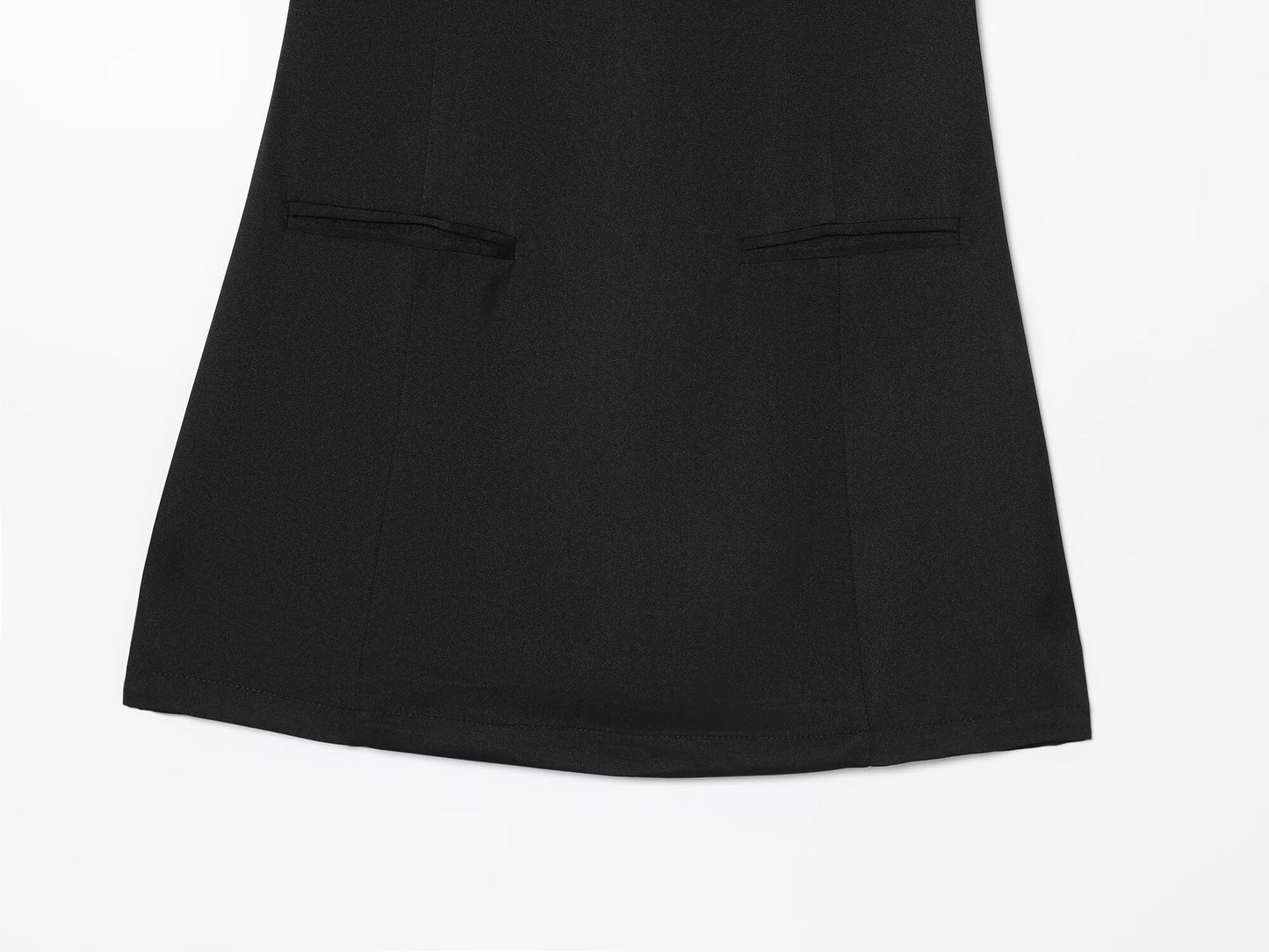 Women's black short sleeved pleated mini dress