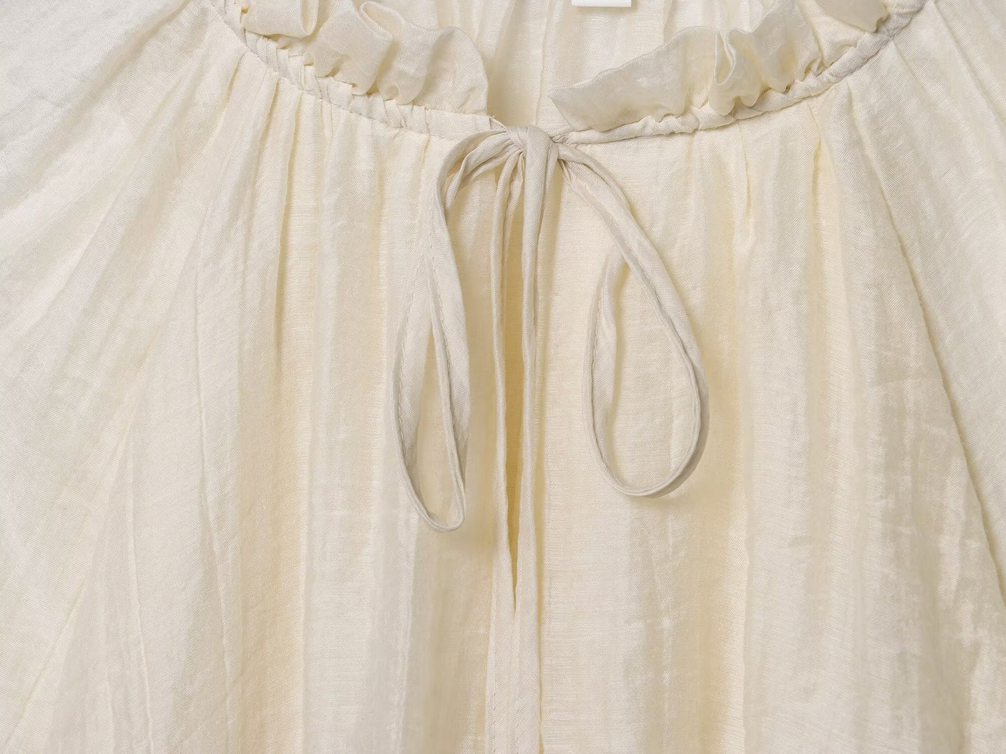 Women's new fashion bubble sleeve short draped pleated shirt