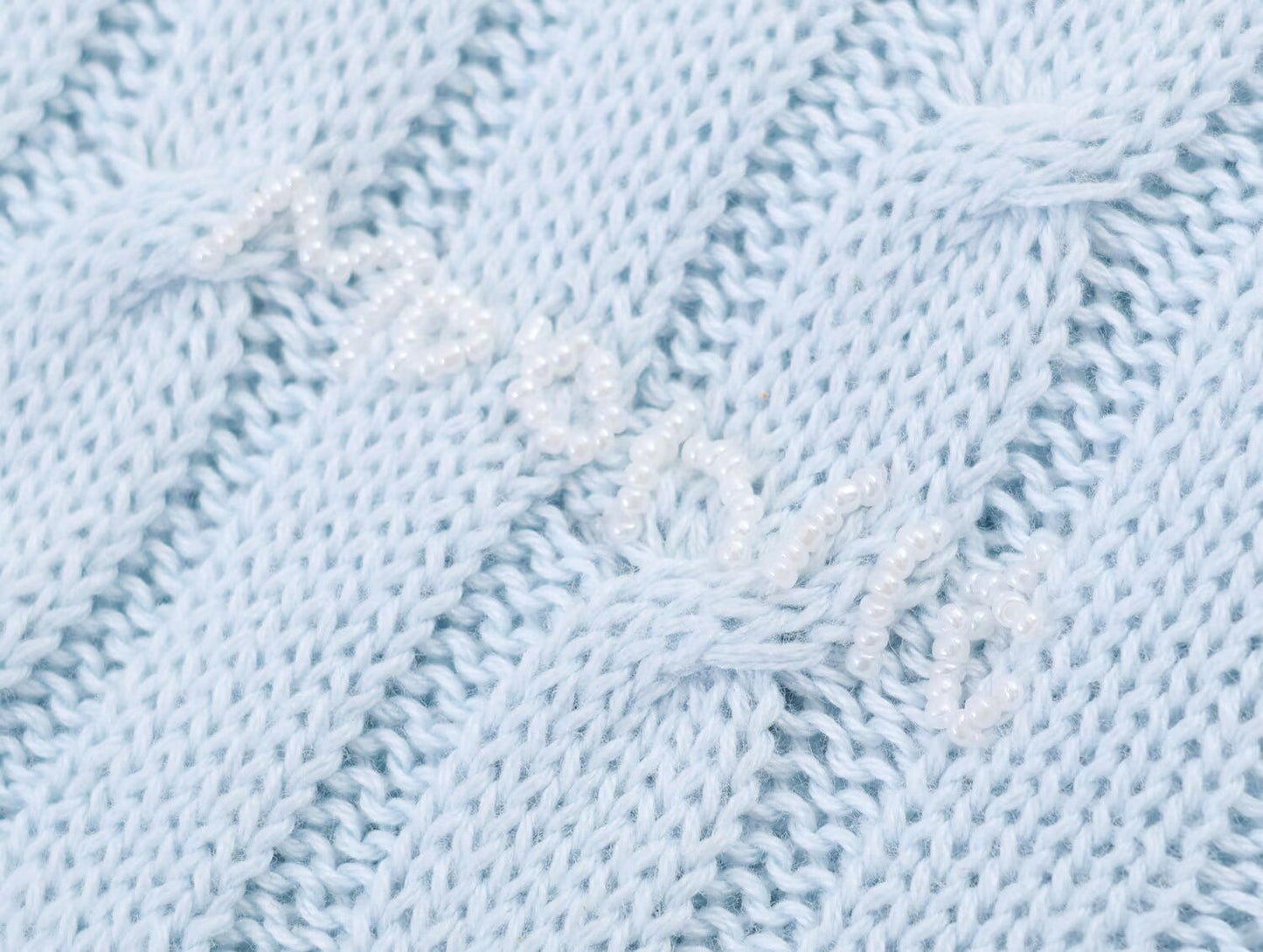 Women's contrasting fake two-piece knitted sweater