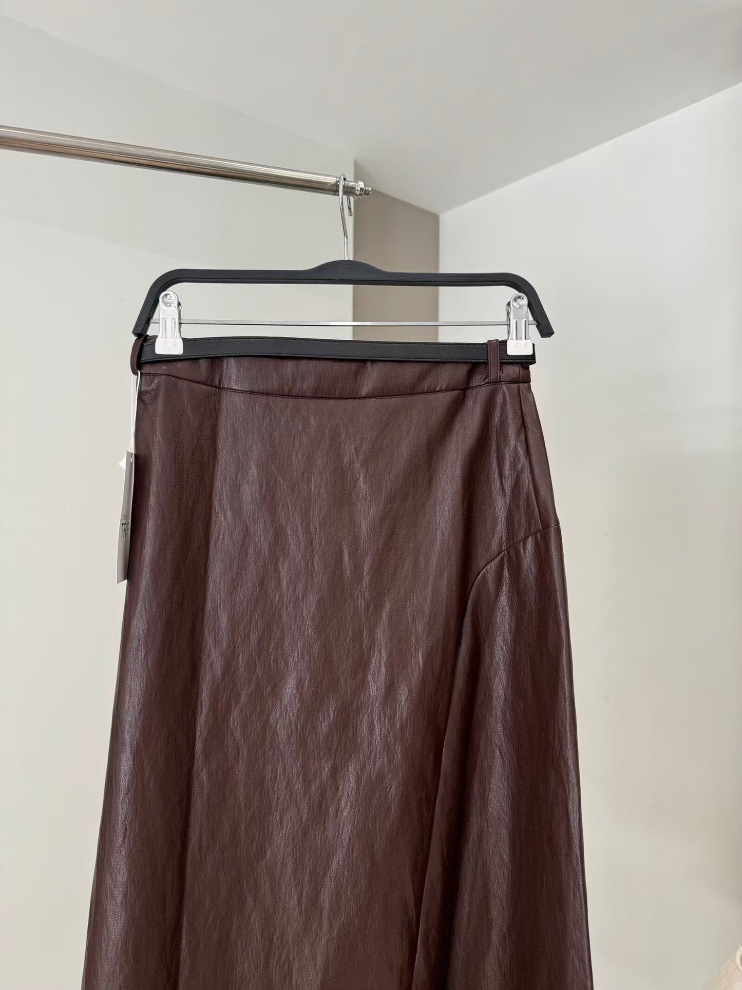 Women's New Fashion With Belt Casual Leather Effect Midi Skirt