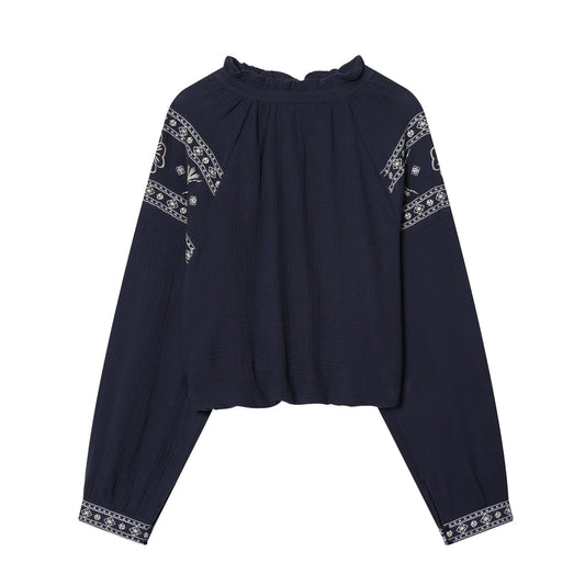 Women's embroidered decorative puffy shirt