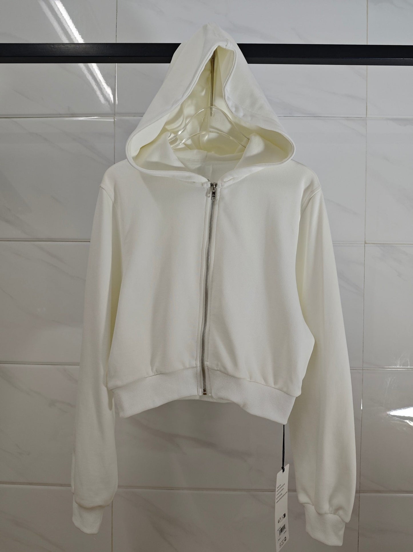 Women's New Fashion Joker Hooded Short Long Sleeve Zipper Sweater Coat.