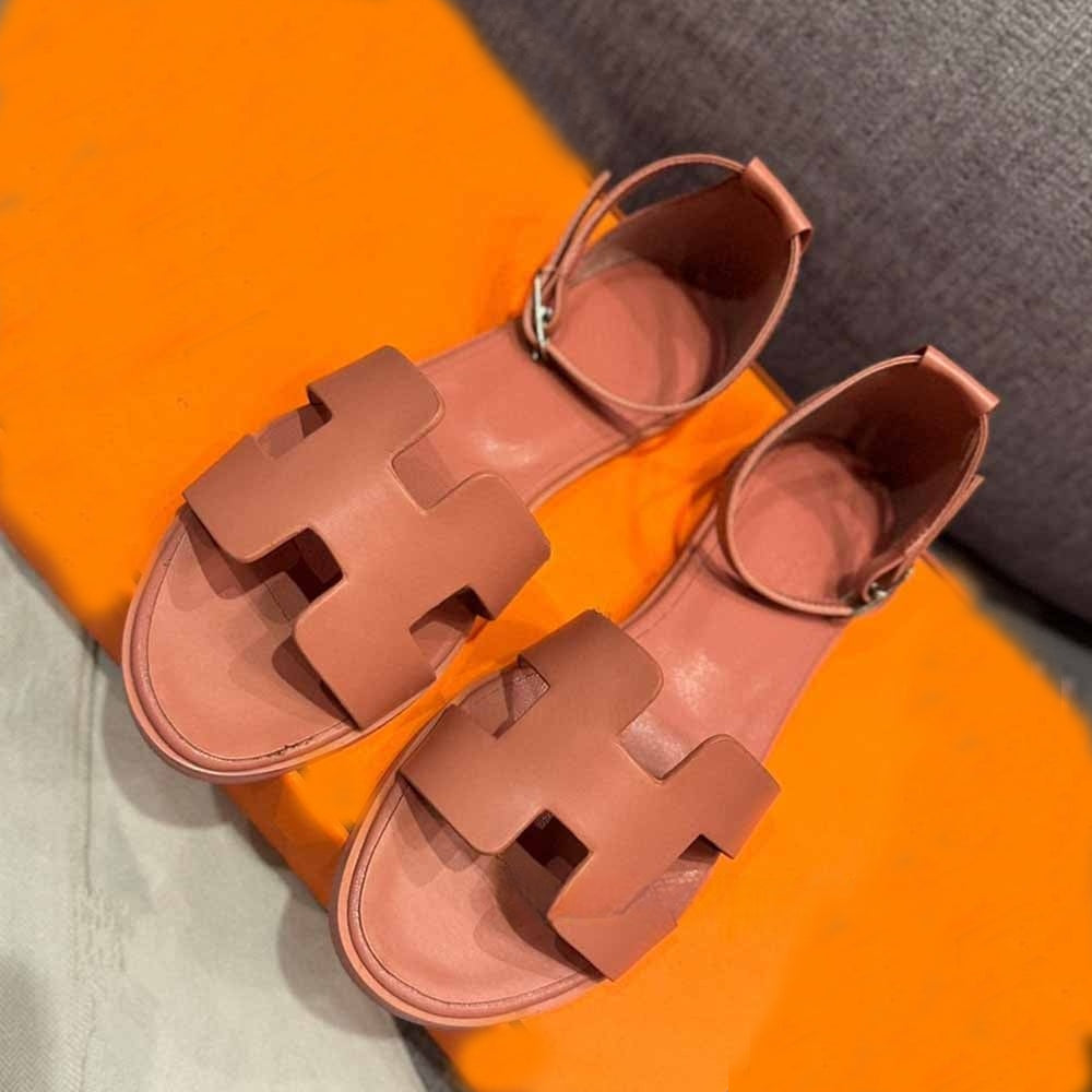 Women's new flat sandals with open toes. have a shoe box
