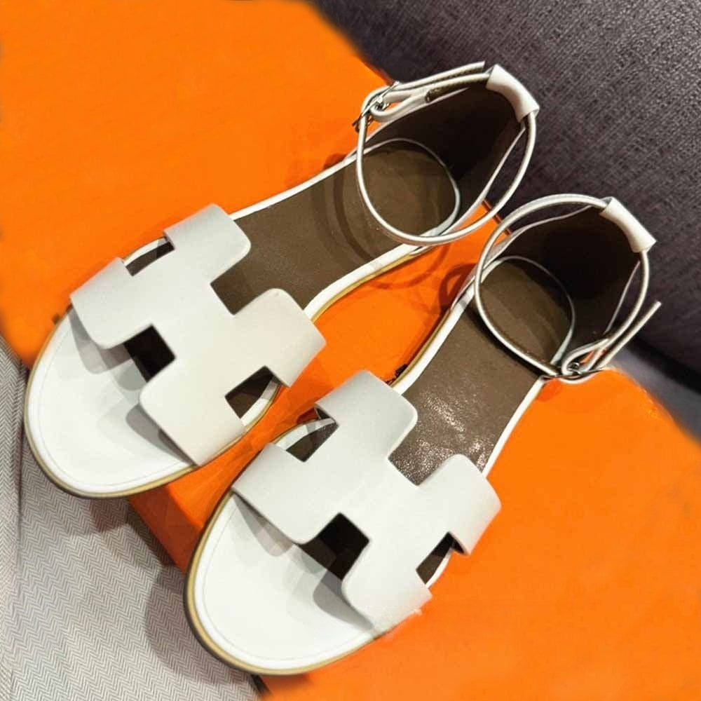Women's new flat sandals with open toes. have a shoe box