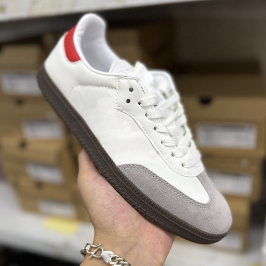 2026 new casual Joker football windsurfing shoes have a shoe box