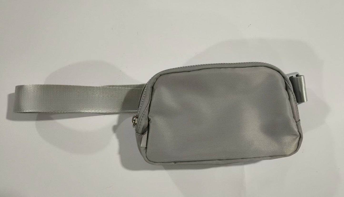 LU Running bag Jacquard alphabet messenger bag mobile phone storage bag waterproof trend outdoor purse