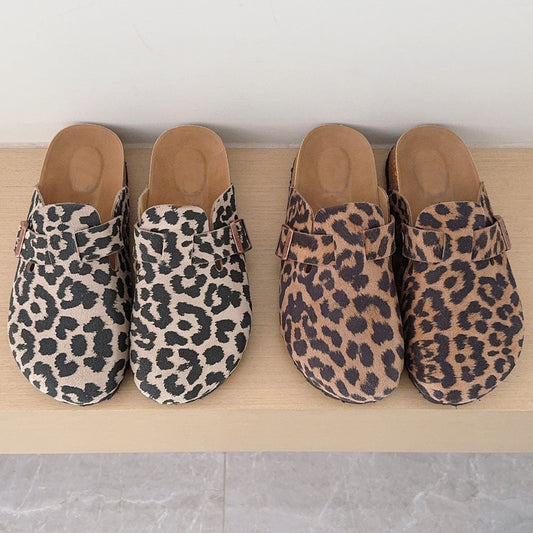 Women's 2026 new leisure cork slippers with half-drag leopard print.