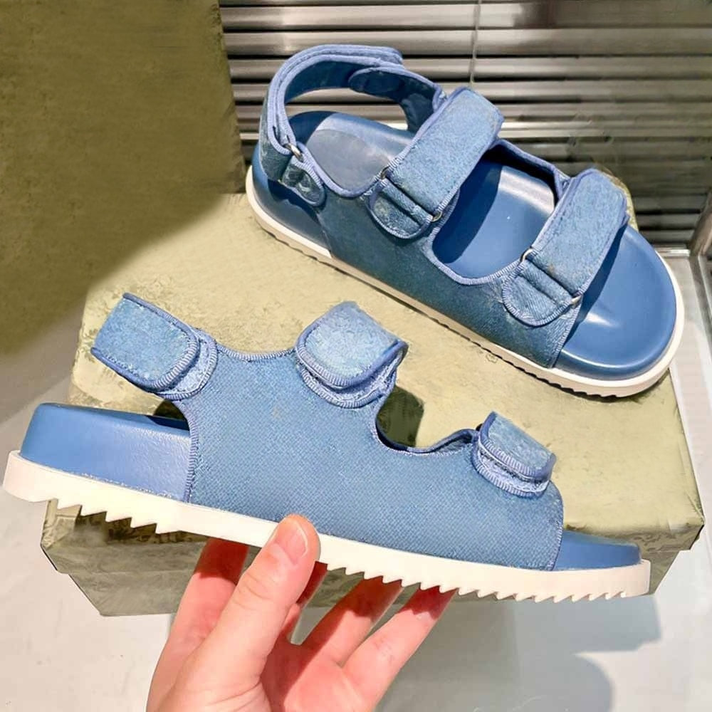 Women's new hook and loop design platform sandals have a shoe box.