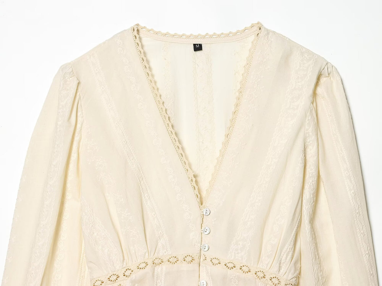 Women's short V-neck embroidered shirt