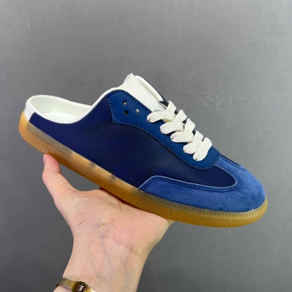 Women's new fashion low-cut casual slippers have a shoe box