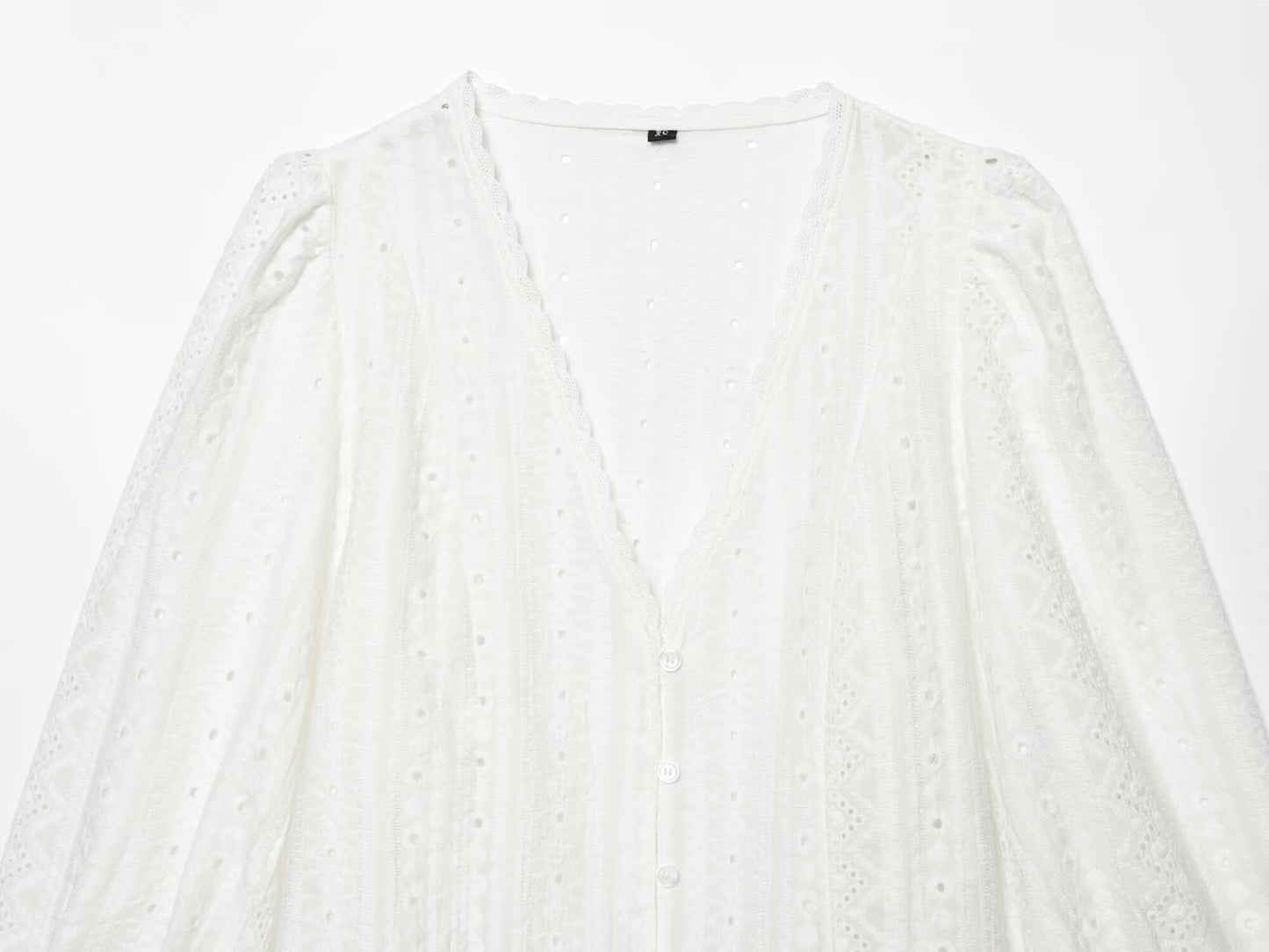 Women's hollowed out embroidered V-neck shirt