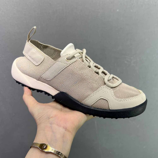 Women's 2026 new non-slip breathable outdoor hiking shoes have a shoe box