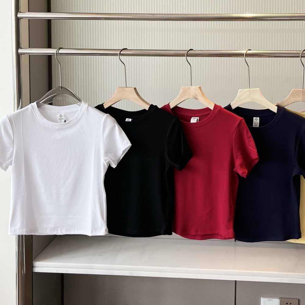 Women's New Threaded Round Neck Yoga Pilates Slim T-shirt