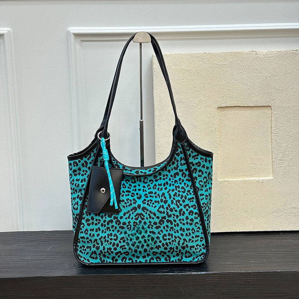 2026 women's new underarm bag shoulder bag portable Leopard print bag