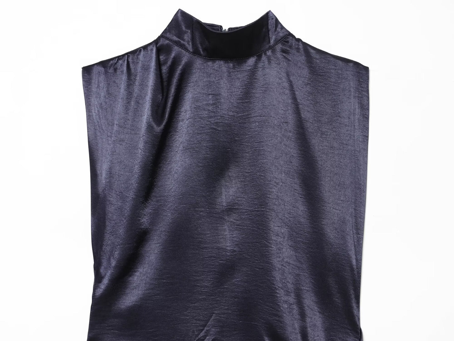 Women's satin textured sleeveless lace dress